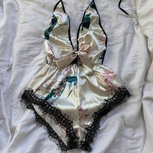 Sleep wear